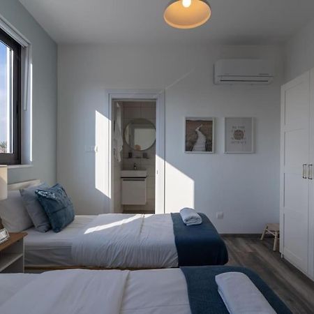 Thalassa 2-Bedroom Apartment In Larnaca Exterior photo